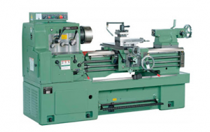 Mesin bubut centre lathe